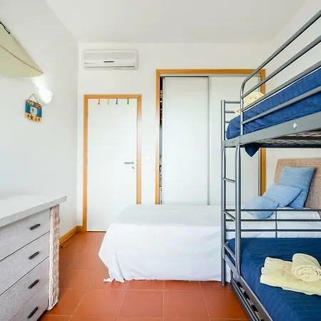 Golf Apartment *